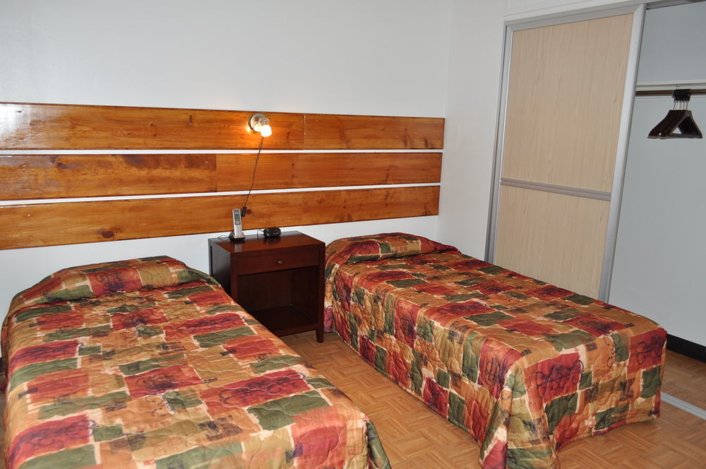 Mai'Ana Airport Plaza Lejlighedshotel Tamuning Eksteriør billede